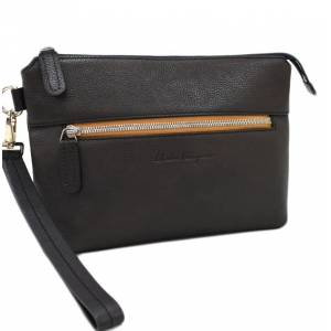 페라가모 남자 가죽 손가방 새제품