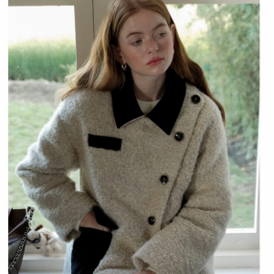 쎄무아듀 롱코트 팔아요