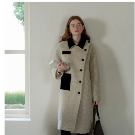 쎄무아듀 롱코트 팔아요