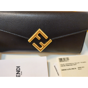 펜디 다이아몬드 체인 장지갑.상품 코드 8M0365ALV4F0