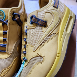 나이키x트래비스 스캇 wyr에어맥스1 캑터스 골드 265