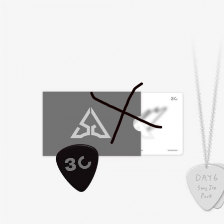 데이식스 엠디 판매합니다 성진 목걸이+기타피크  원필 피아노키링  팝업 엽서