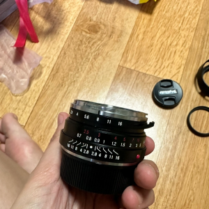 보이글랜더 nokTON classic 35mm 1.4