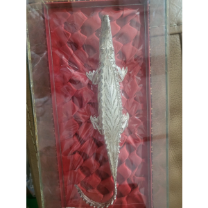 순은 으로 만든악어입니다