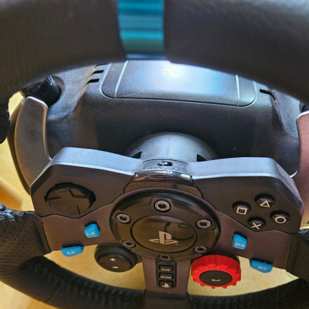 로지텍 G29 레이싱 휠