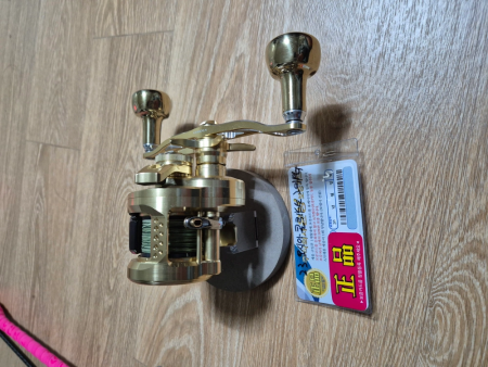 23오시아 콘퀘스트 201PG  윤성정품 낚시릴 팜