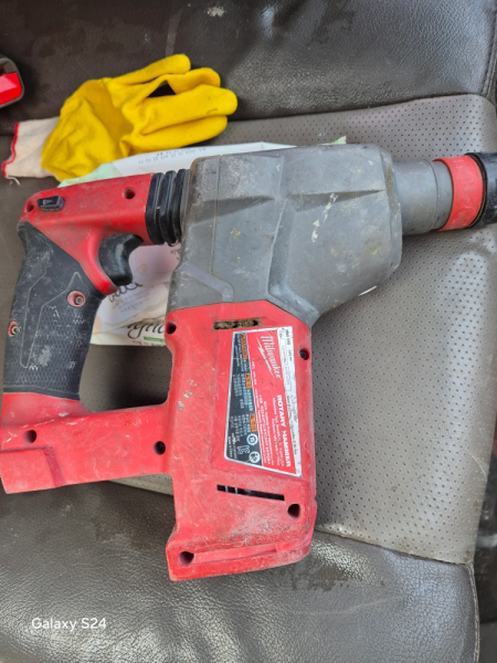 밀워키 함마드릴 chx팝니다