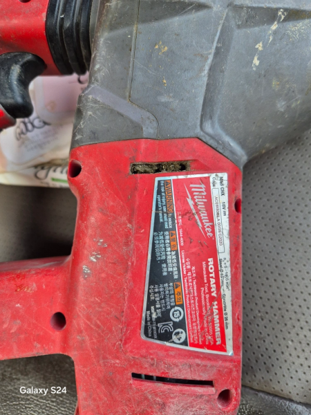 밀워키 함마드릴 chx팝니다