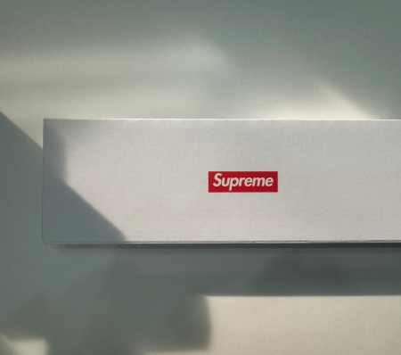 슈프림 쿰바 인센스 트레이 | Supreme Kuumba Incense Tray Red - 24SS