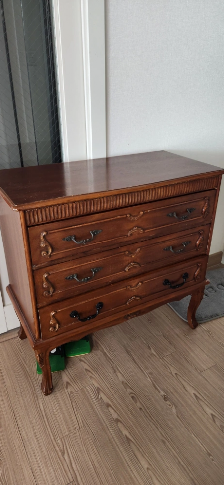 엔틱스타일 서랍장